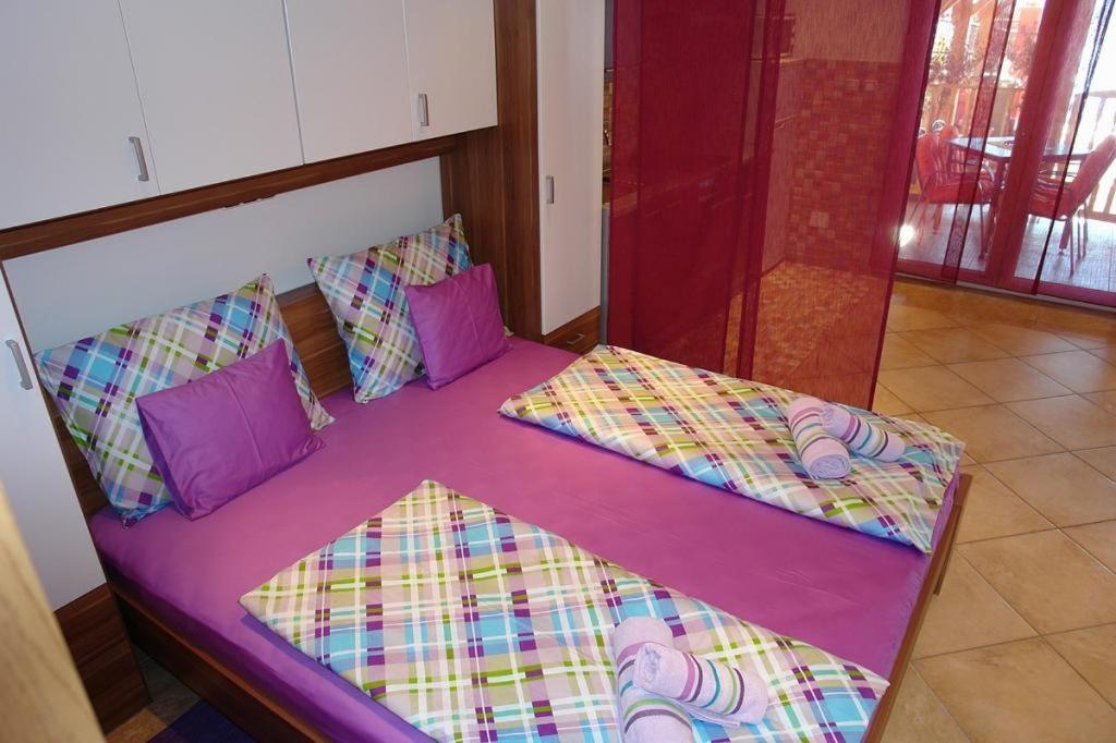 Apartments Ana Lorena ซริกเวนิซา ภายนอก รูปภาพ